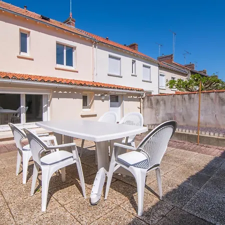 Le Refuge - Maison Spacieuse Pour Familles Et Professionnels - Proche Puy-du-f Ou