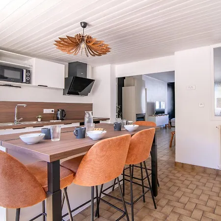 Le Refuge - Maison Spacieuse Pour Familles Et Professionnels - Proche Puy-du-f Ou * Cholet