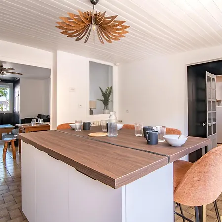 Vakantiehuis Le Refuge - Maison Spacieuse Pour Familles Et Professionnels - Proche Puy-du-f Ou