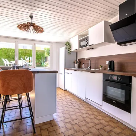 Vakantiehuis Le Refuge - Maison Spacieuse Pour Familles Et Professionnels - Proche Puy-du-f Ou