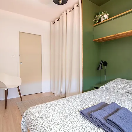 Le Refuge - Maison Spacieuse Pour Familles Et Professionnels - Proche Puy-du-f Ou Atacames