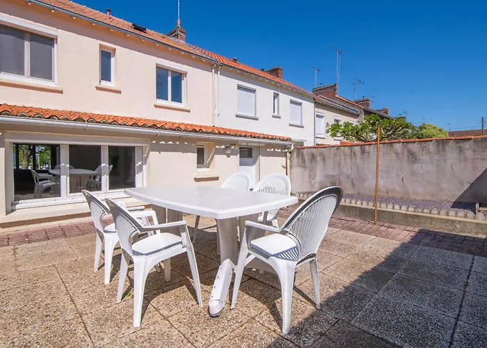 Le Refuge - Maison Spacieuse Pour Familles Et Professionnels - Proche Puy-du-f Ou