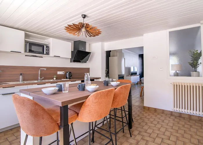 Le Refuge - Maison Spacieuse Pour Familles Et Professionnels - Proche Puy-du-f Ou * Cholet