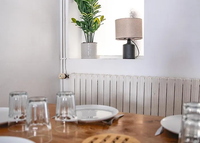 Semesterbostad Le Refuge - Maison Spacieuse Pour Familles Et Professionnels - Proche Puy-du-f Ou