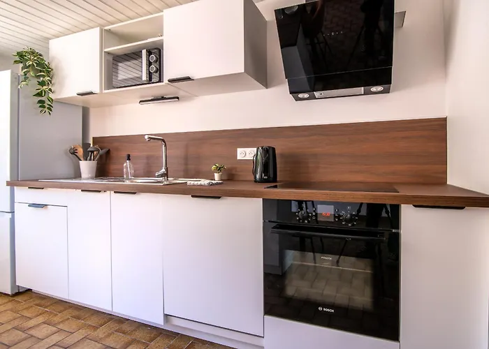 Le Refuge - Maison Spacieuse Pour Familles Et Professionnels - Proche Puy-du-f Ou *